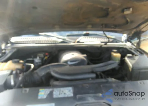 2002 Chevrolet Tahoe Ls z USA, uszkodzony, nr VIN 1GNEK13Z22J277754